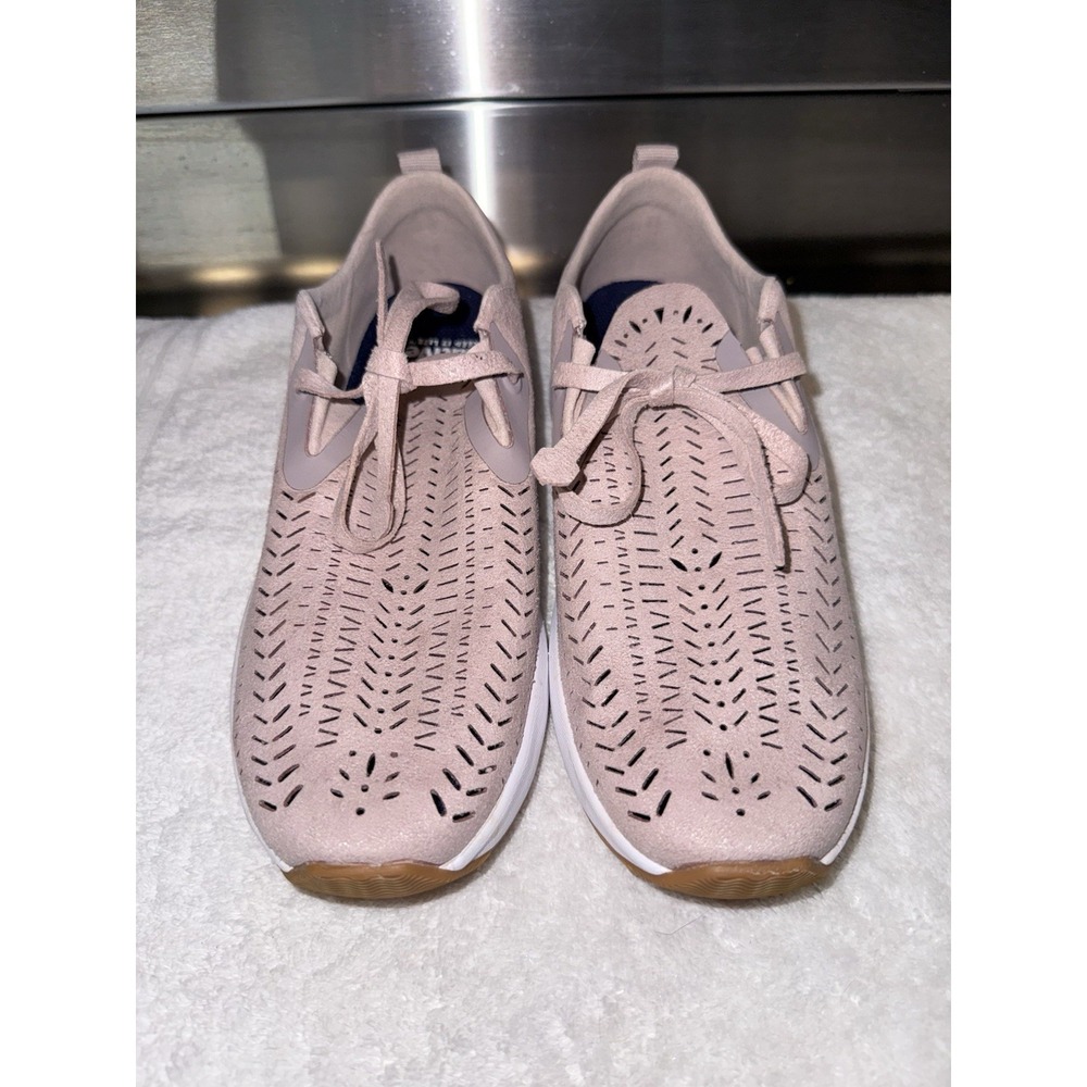 Native Pink Apollo Perforated Sneakers Women's Size 7 EUC - Picture 1 of 9